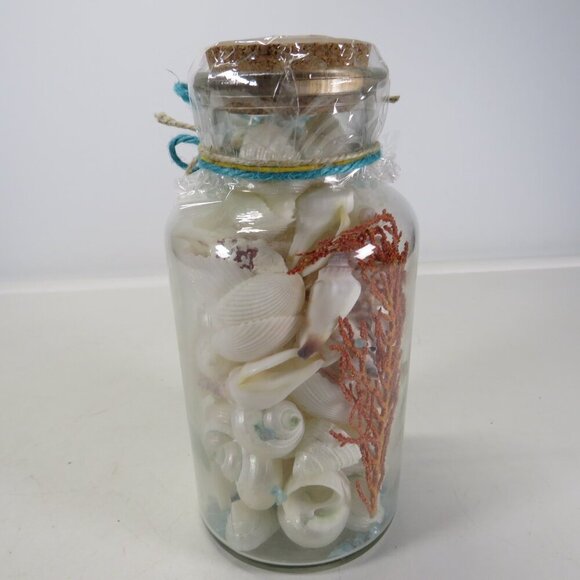 Jar of REAL white sea shells w dried red sea fan, Glass w cork lid (over 1 pound - Picture 1 of 10
